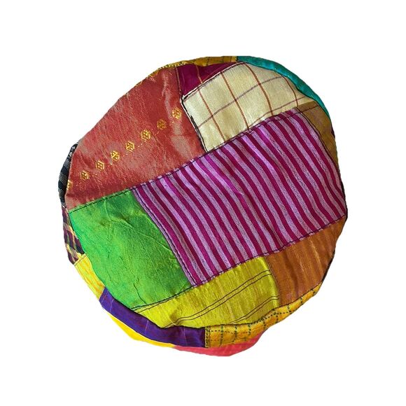 Fleurs London Silk Patchwork Quilted Type Bucket Hat NEW size Small - Picture 3 of 7